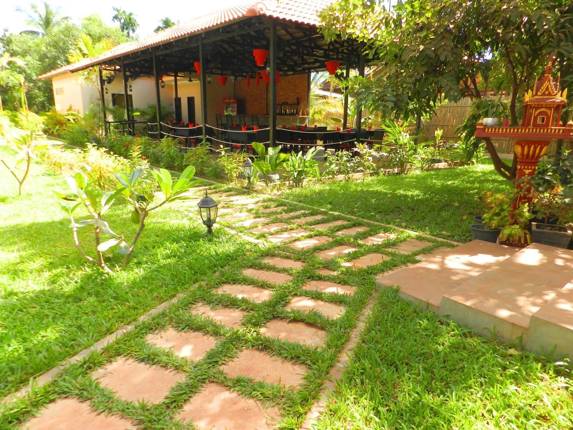 Villa Nissa Siem Reap Exterior foto